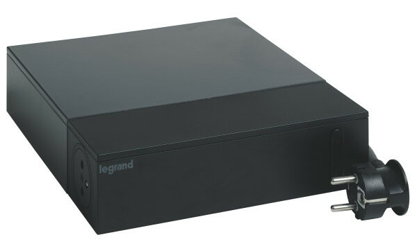 Legrand - rallonge multiprise pour espace tv 16a 230v 4x2p+t , 4x2p , interrupteur , parafoudre et cordon 2m - noir